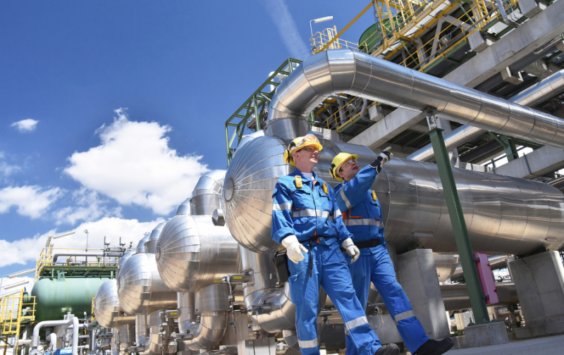 Nhân lực ngành dầu khí