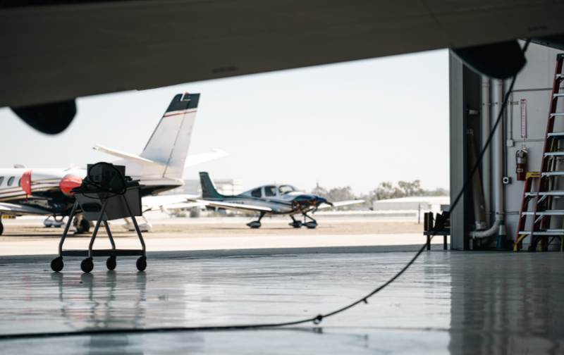 Cơ sở vật chất và bảo trì sân bay