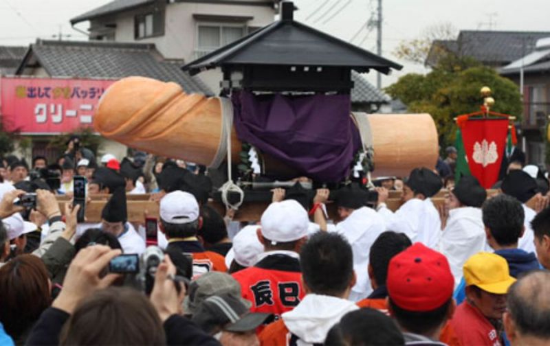 Lễ hội rước tượng Linga đặc trưng Nhật Bản