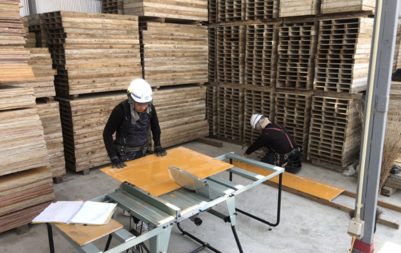 Đơn hàng cốp pha có vất vả không?